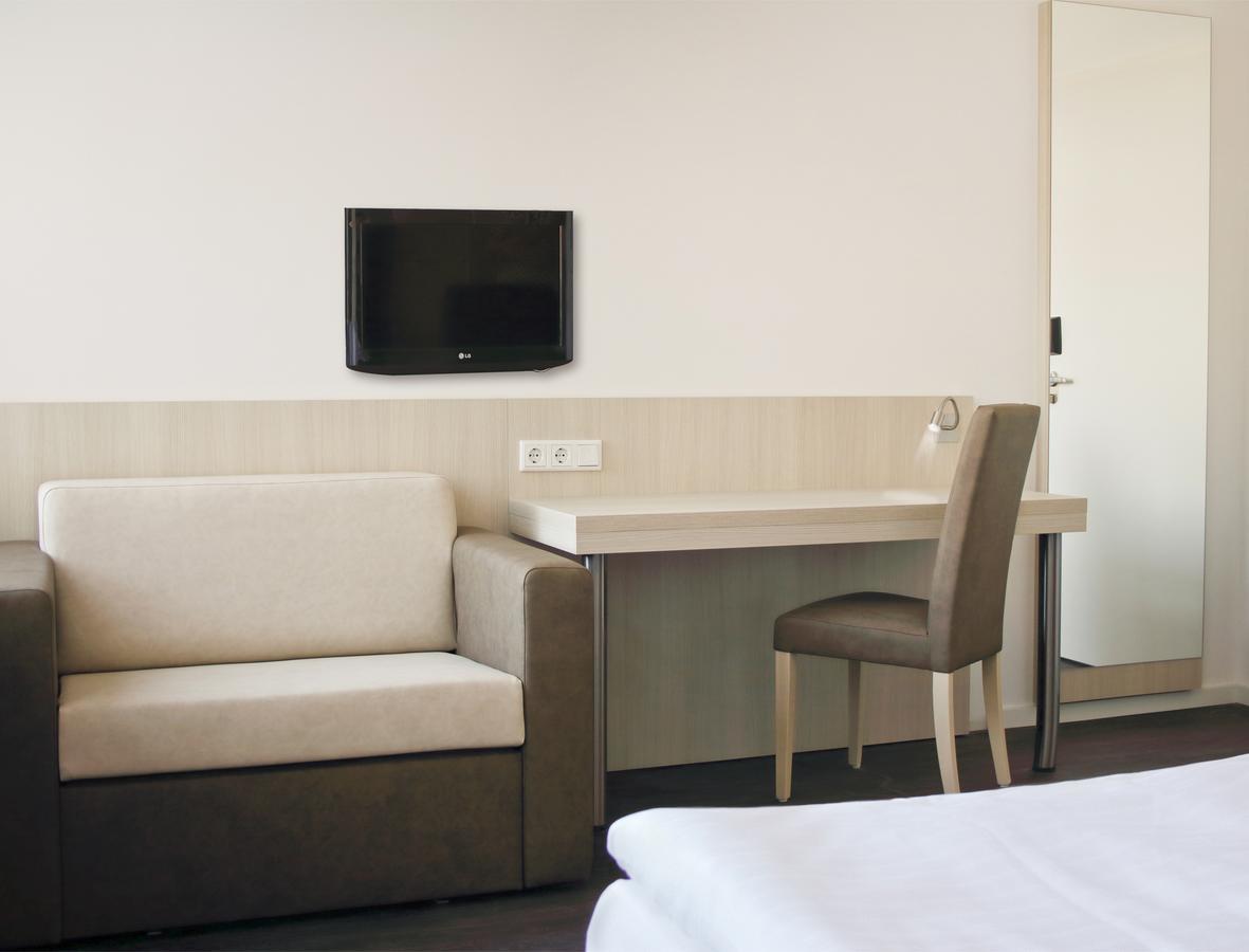 Viva Hotel Luebeck Luaran gambar