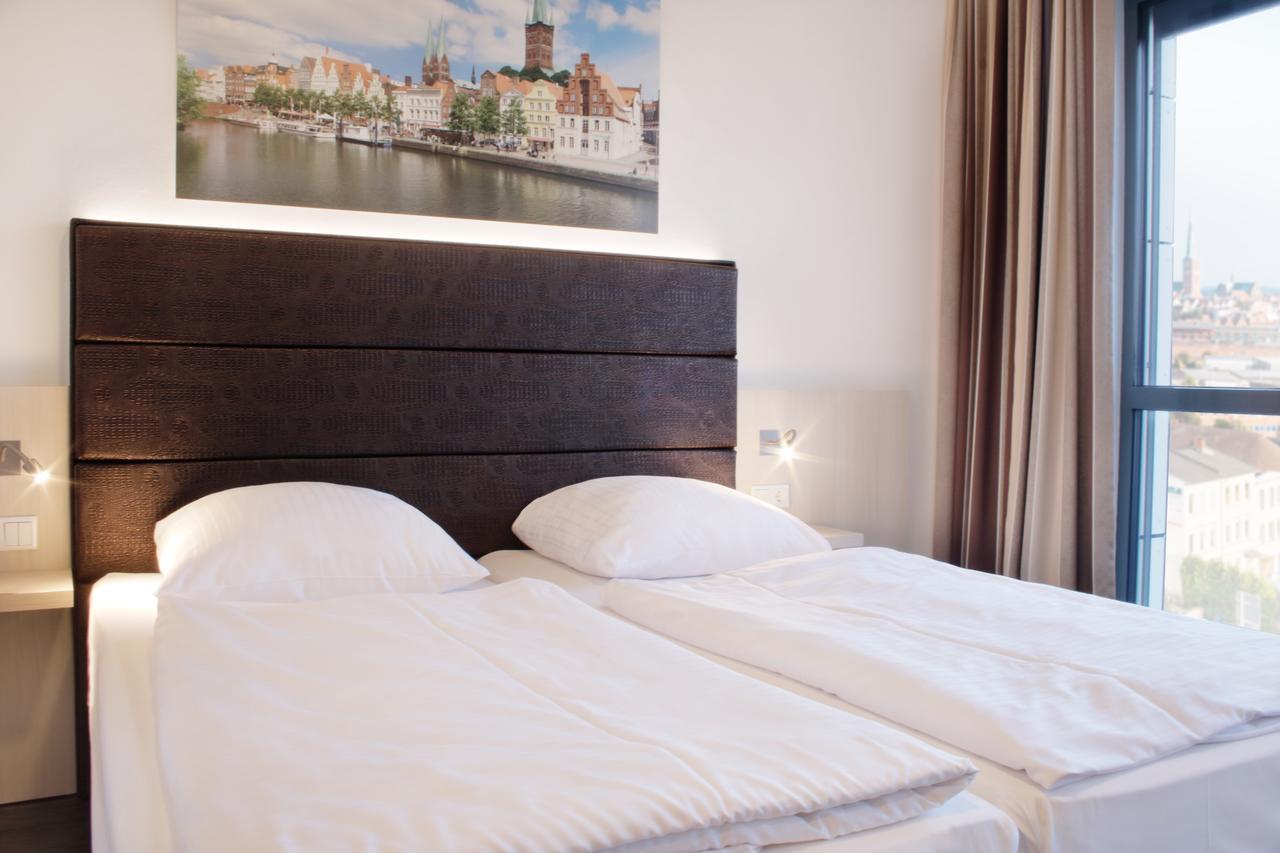 Viva Hotel Luebeck Luaran gambar